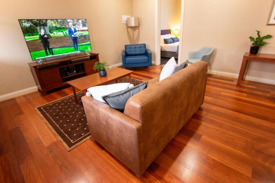 Whyalla Playford Apartments ภายนอก รูปภาพ