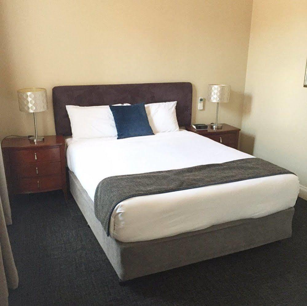 Whyalla Playford Apartments ภายนอก รูปภาพ