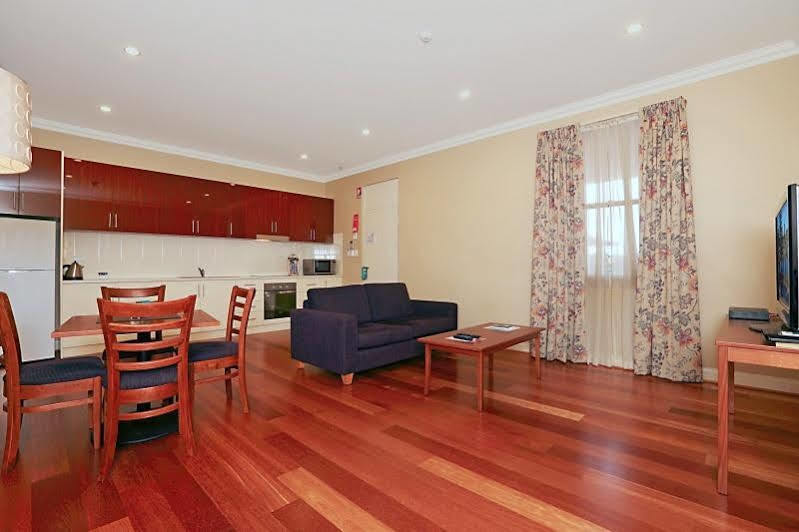 Whyalla Playford Apartments ภายนอก รูปภาพ